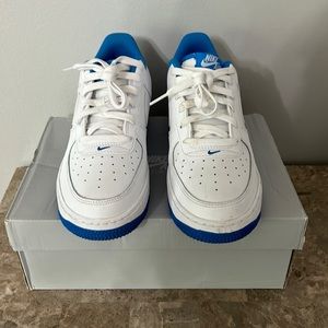 Nike Air Force 1 ESS (GS) Sneakers